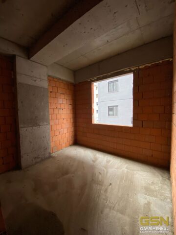 16- FENERYOLU MARMARAY İSTASYONDA DAİRELER